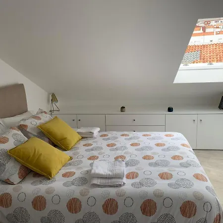 Hyper Centre, 80m, Parking Available, Air Conditioning Nazaré